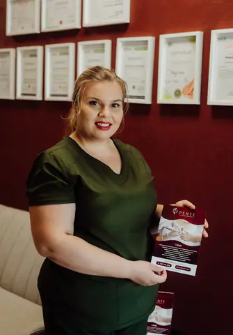 Podolożka PENTE z produktami do terapii stóp